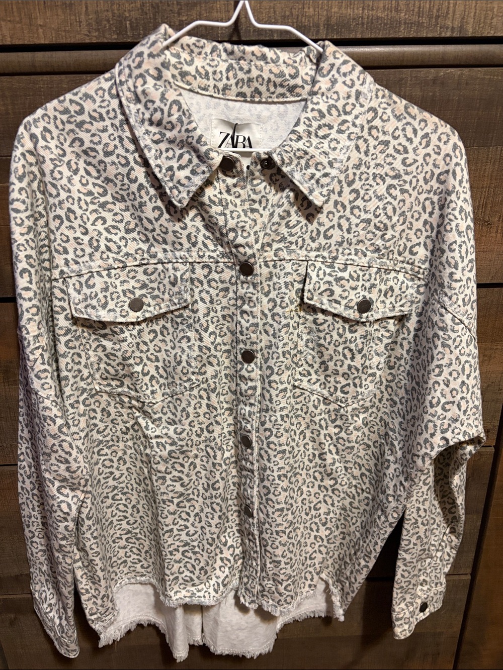Zara Cream and Gray Leopard Print Denim Shirt Jacket